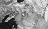 Mae West amb el nino Charles McCarthy