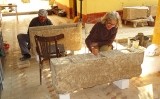 Treballs de neteja, conservació i documentació dels blocs del temple ptolemaic Treballs de neteja, conservació i documentació dels blocs del temple ptolemaic