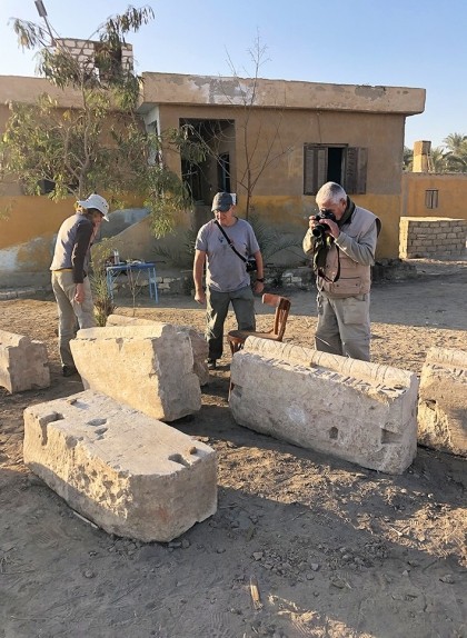 Treballs de neteja, conservació i documentació dels blocs del temple Treballs de neteja, conservació i documentació dels blocs del temple