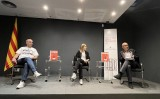 Francisco Mañas, Clàudia Pujol i David Ballester en l'acte de reparació de les víctimes oblidades de la Transició