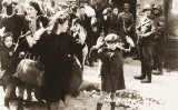Famílies jueves al gueto de Varsòvia