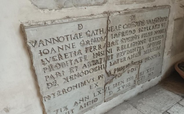 Tomba de Vanozza Catanei
