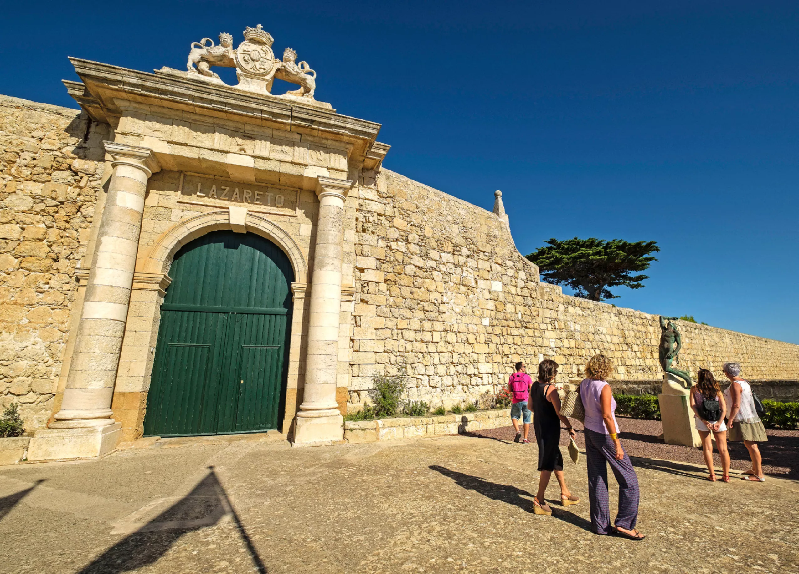 El llatzeret de Maó, la presó sanitària de Menorca on els navegants restaven en quarantena