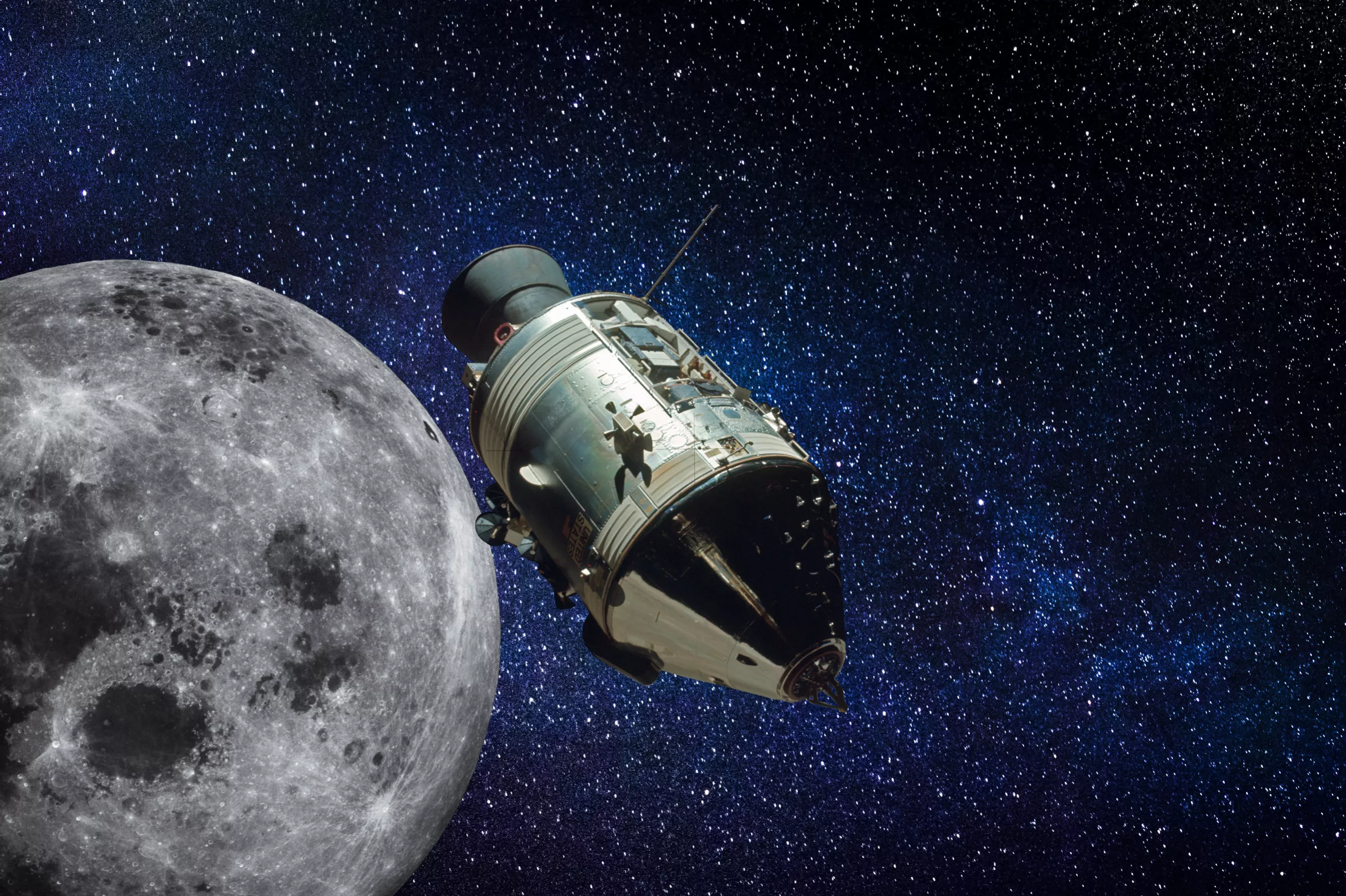 Transbordador espacial en direcció a la lluna (montatge)