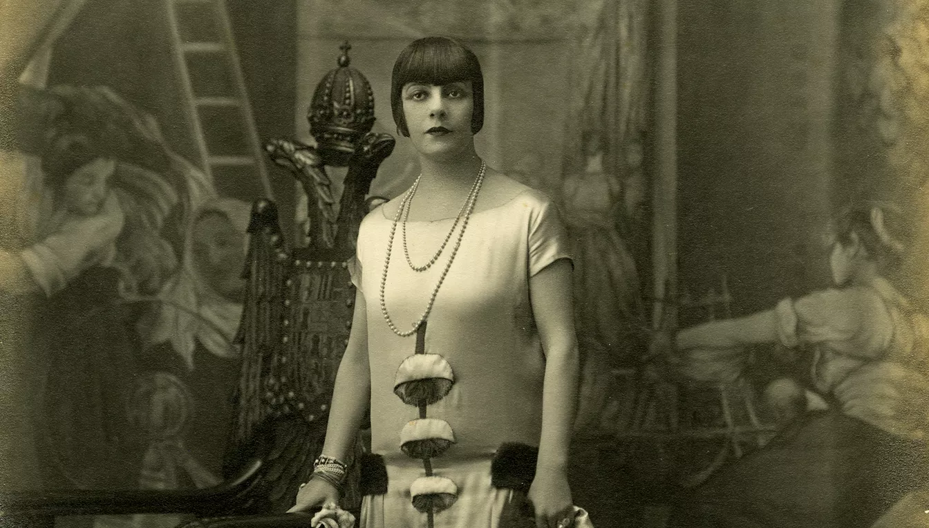 Imatge d’Elena Jordi immortalitzada el 1910 pel fotògraf José Walken. Pel seu estudi, situat a pocs metres de la Puerta del Sol de Madrid, hi van passar moltes actrius de l’època
