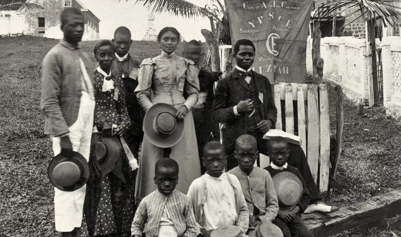 Membres de l’Església presbiteriana del missioner nordamericà David Day a Libèria, el 1895. La fotografia pertany a la col·lecció de l’American Colonization Society