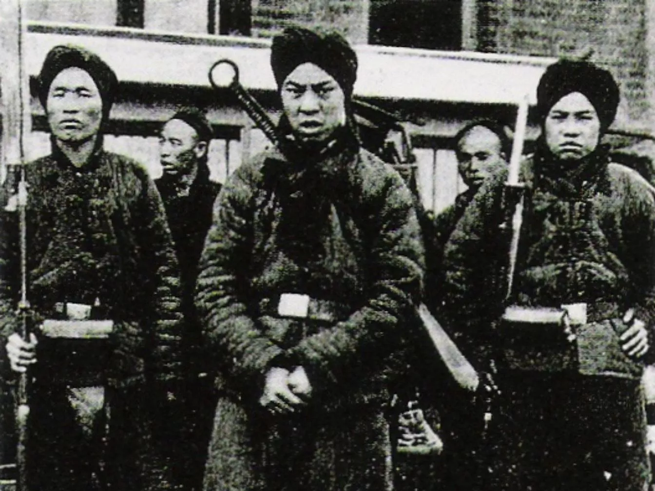 Soldats bòxers en una fotografia de l'any 1900