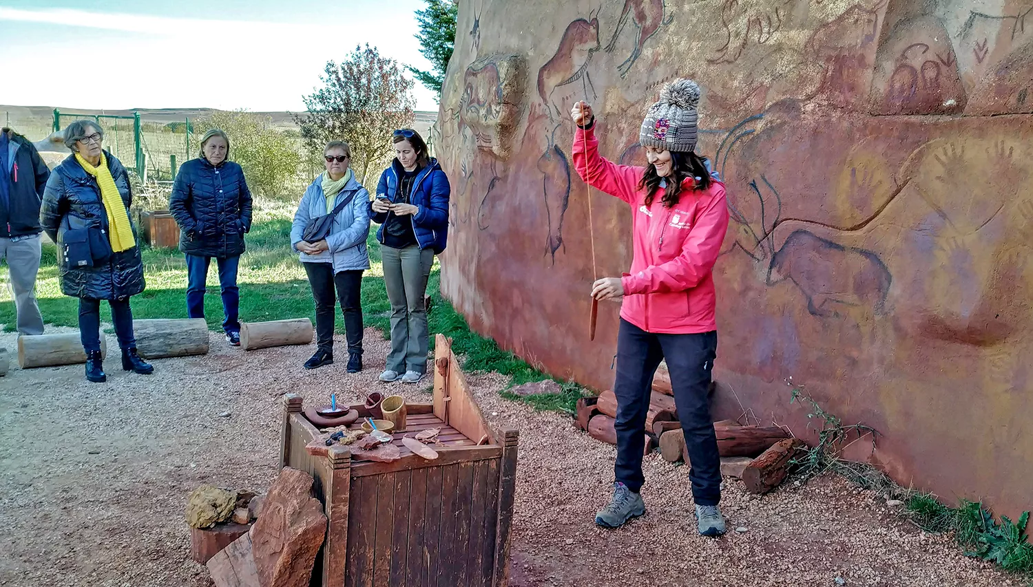 Tallem sílex, fem foc i cacem bisons en un taller d'arqueologia experimental a Atapuerca