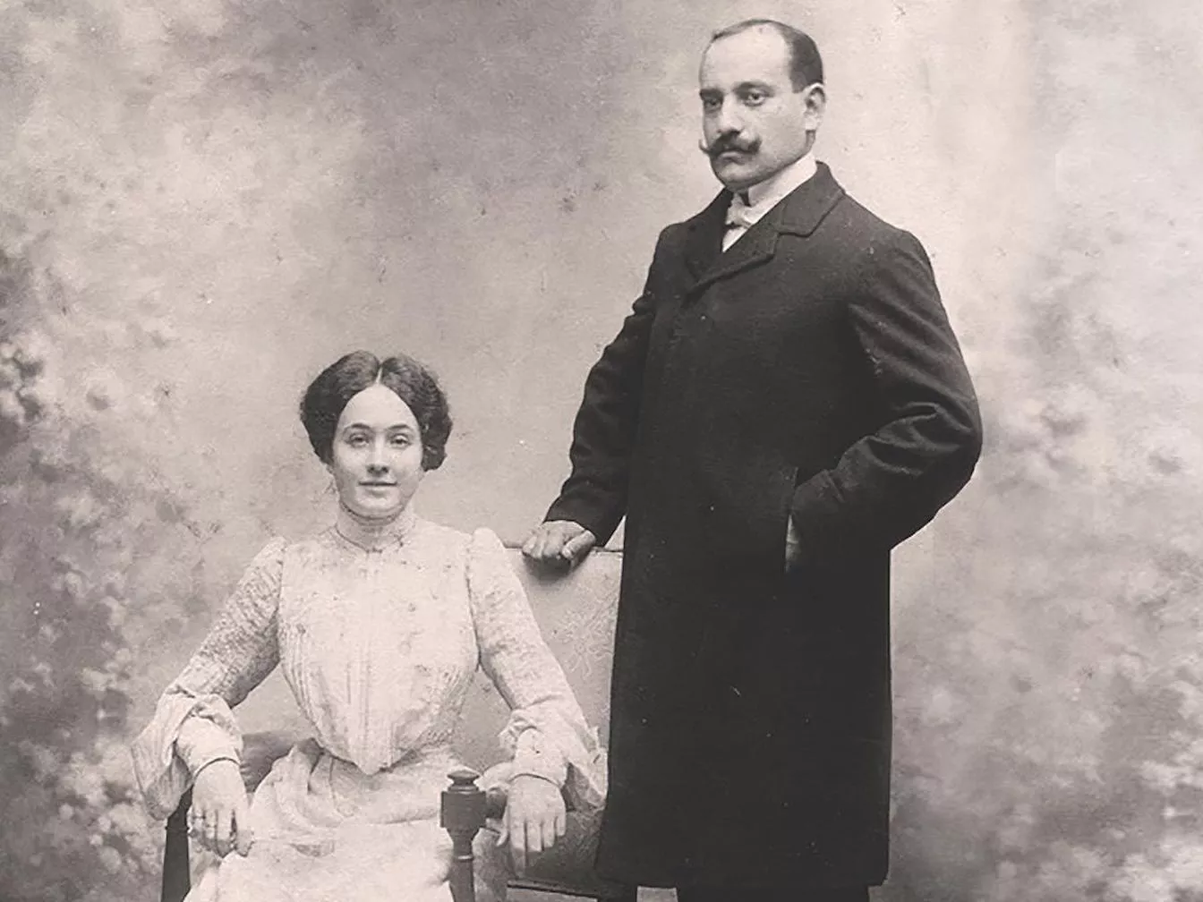 Pere Coromines i Celestina Vigneaux el dia del seu casament, l’any 1902