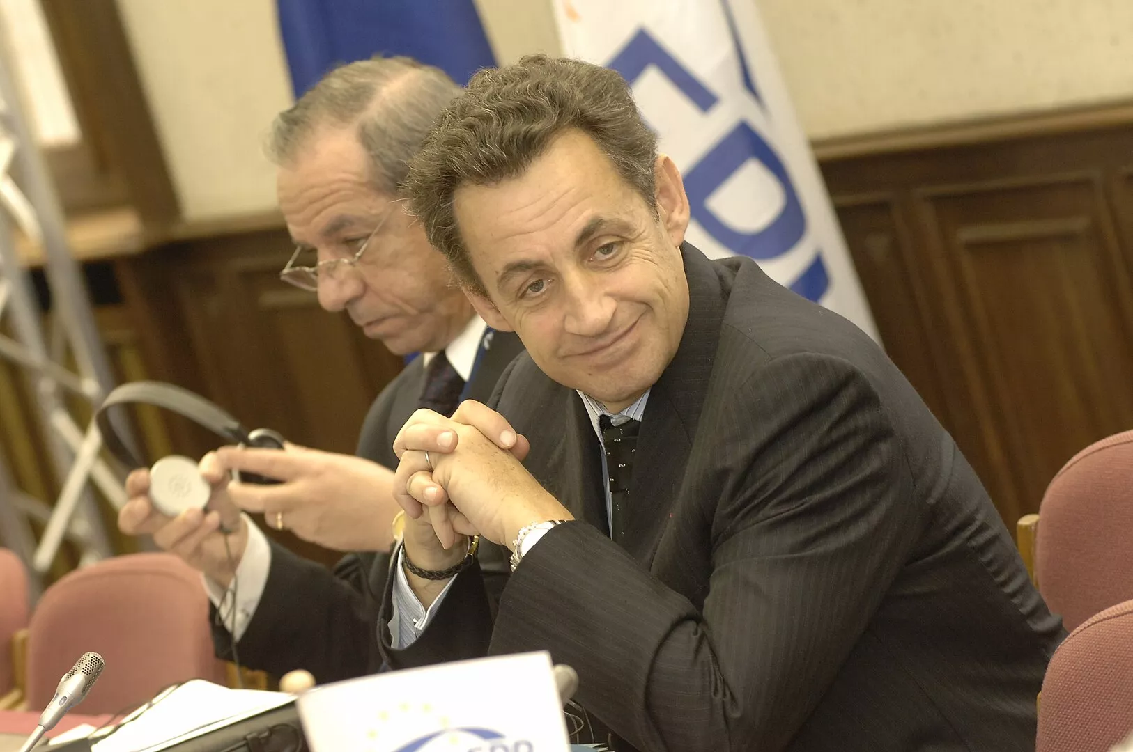 Nicolas Sarkozy amb Lawrence Gonzi durant la cimera del Partit Popular Europeu el 2006