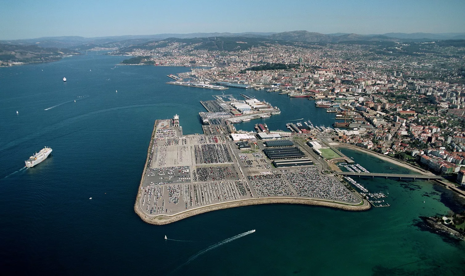 La Zona Franca de Barcelona es troba en un punt estratègic, entre el port i l’aeroport de la ciutat