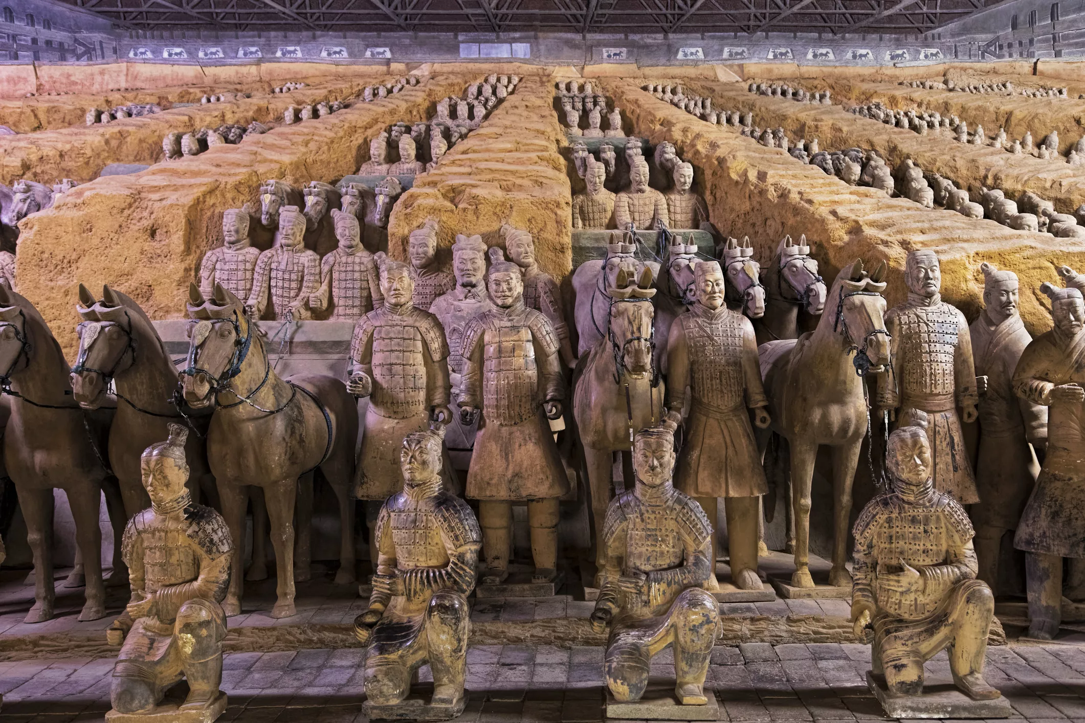 El famós exèrcit de terracota, part del mausoleu del primer emperador Qin i Patrimoni de la Humanitat de la UNESCO