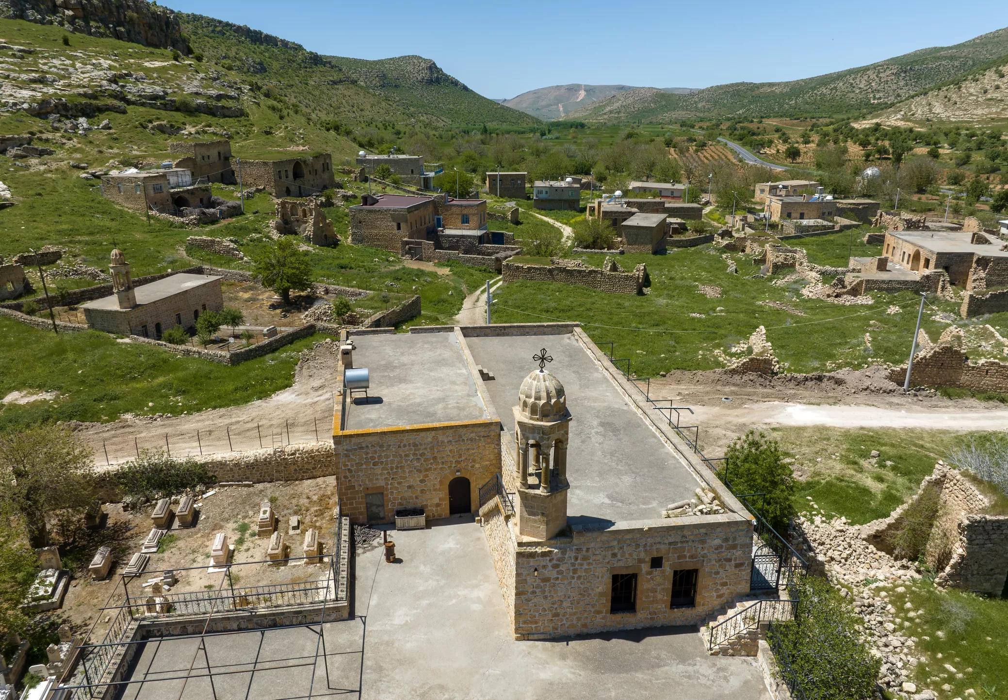 Vista del poble abandonat de Killit, prop de la ciutat de Savur, al sud-est de Turquia. El poble estava habitat per cristians ortodoxos sirians