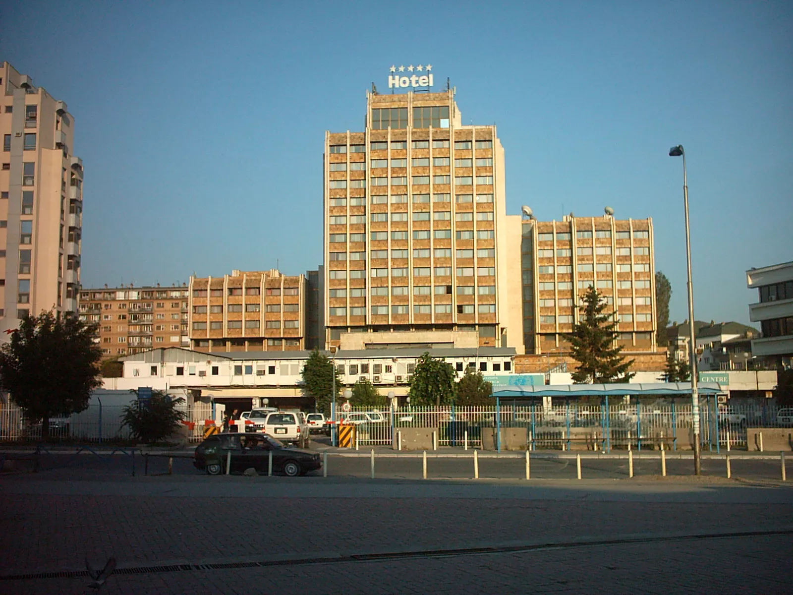 El Grand Hotel de Pristina