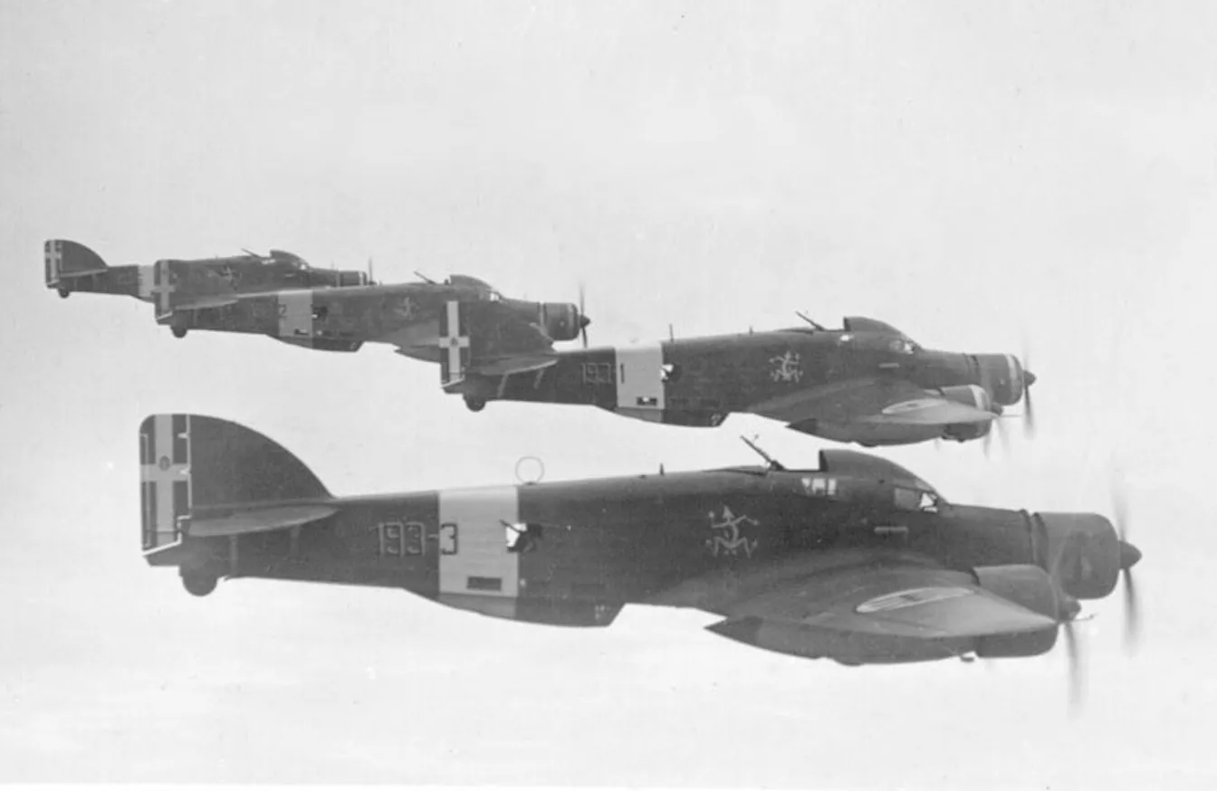 Savoia-Marchetti S 81 eren considerats els bombarders més eficients i veloços