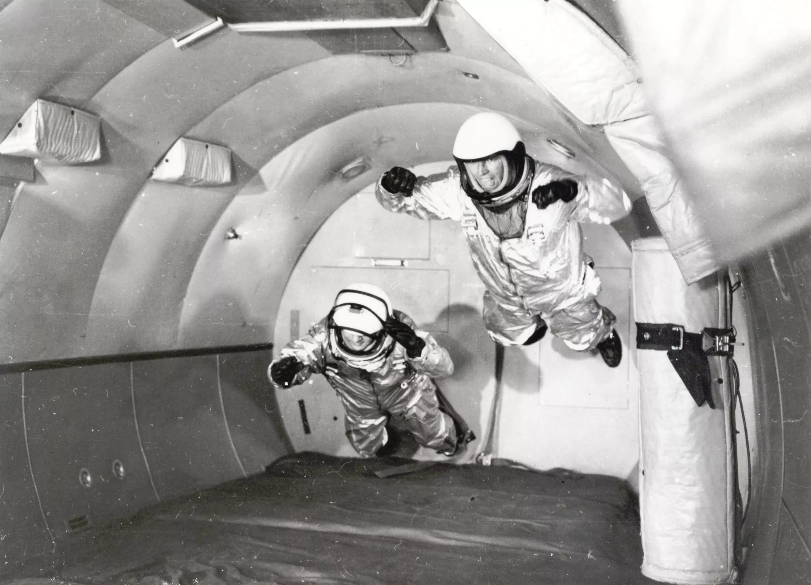 El Programa Mercury va ser el primer projecte de la NASA, l’any 1958. A la imatge, astronautes en un entrenament a gravetat zero