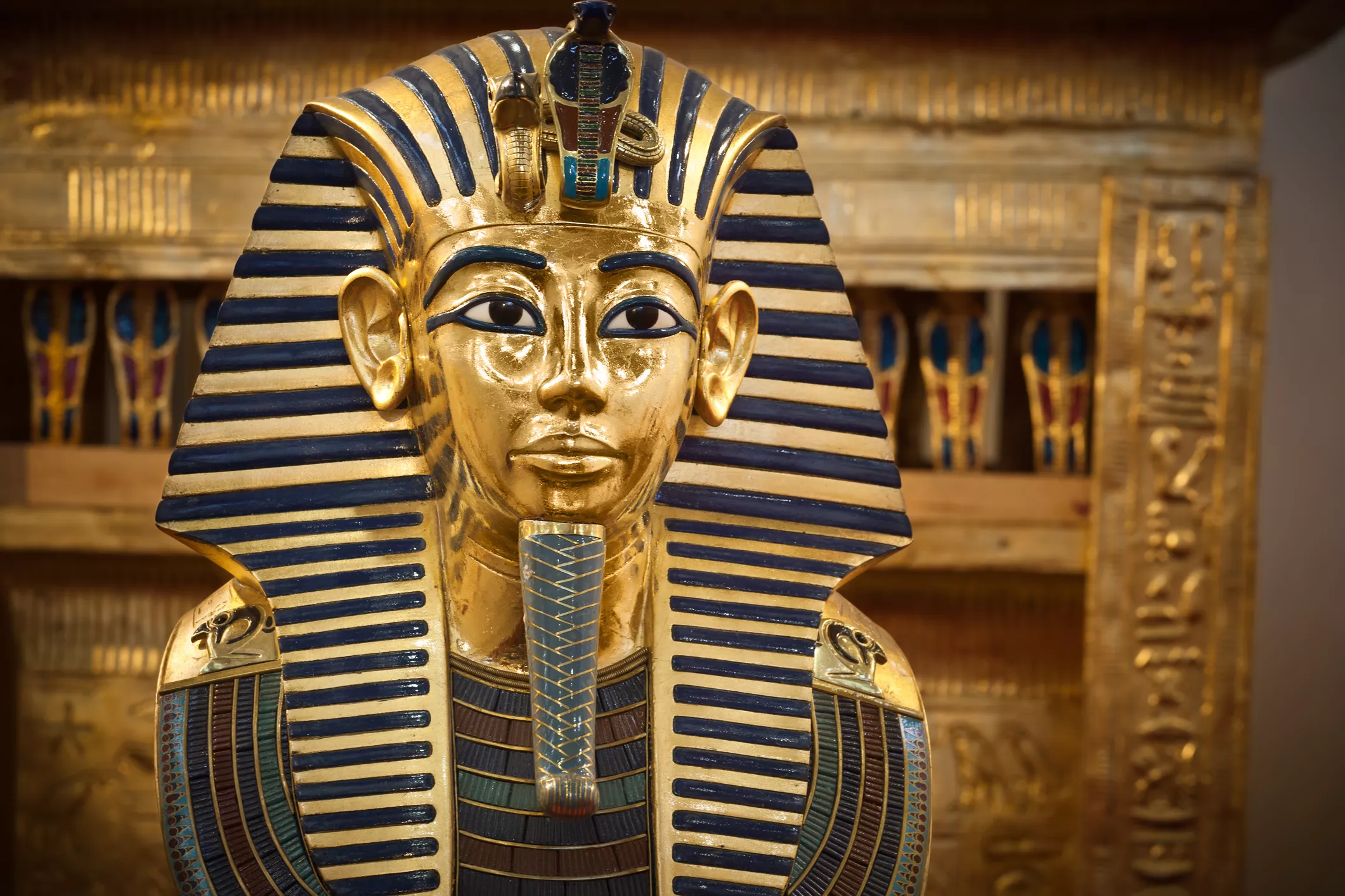 La màscara funerària d'or de Tutankamon