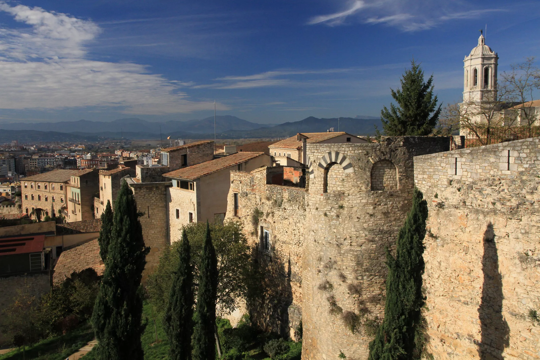 Les muralles de la ciutat de Girona