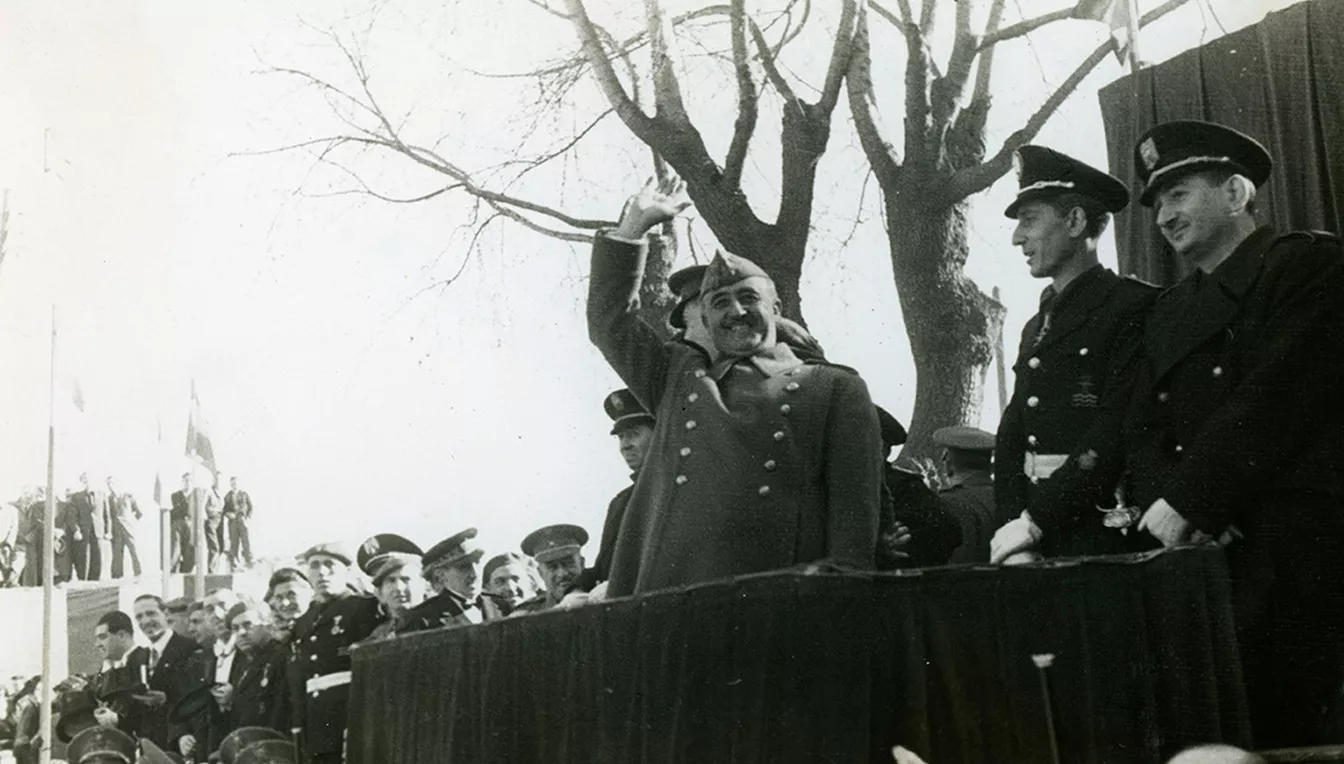 Franco durant una visita a Barcelona el 1942