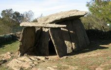 El dolmen de la Creu d’en Cobertella