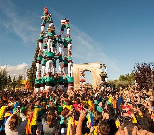 La cadena humana al seu pas per l'Arc de Berà, a la N340 - © ANC La cadena humana al seu pas per l'Arc de Berà, a la N340 - © ANC