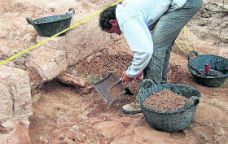 Excavació al jaciment de Camps, a Fonollosa