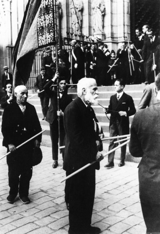 Antoni Gaudí en la processó del Corpus (11 de juny de 1924) - Desconegut / Canaan / Wikimedia Commons Antoni Gaudí en la processó del Corpus (11 de juny de 1924) - Desconegut / Canaan / Wikimedia Commons