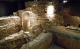 Part del subsòl romà que es pot visitar al Museu d'Història de Barcelona - Wikimedia Commons Part del subsòl romà que es pot visitar al Museu d'Història de Barcelona - Wikimedia Commons