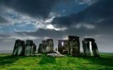Stonehenge (Anglaterra) - Sanjay Nair / Wikimedia Commons Stonehenge (Anglaterra) - Sanjay Nair / Wikimedia Commons