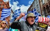 Manifestants grecs a Dublín a favor de l'"oxi" (no) a la Troika - Des Byrne / Flickr Manifestants grecs a Dublín a favor de l'"oxi" (no) a la Troika - Des Byrne / Flickr