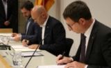 Signatura del Programa amb els consellers Comín, Romeva i Mundó Signatura del Programa amb els consellers Comín, Romeva i Mundó