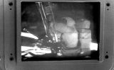 Imatge de televisió congelada de Neil Armstrong en la missió de l'Apollo 11 - NASA Imatge de televisió congelada de Neil Armstrong en la missió de l'Apollo 11 - NASA