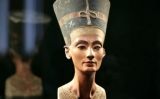 Bust de Nefertiti Bust de Nefertiti