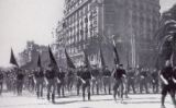 Tropes franquistes entren a Barcelona per la Diagonal l'any 1939