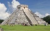 Una de les piràmides de Chichén Itzá Una de les piràmides de Chichén Itzá