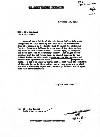Segona pàgina del memoràndum del memoràndum del 10 de novembre del 1953 sobre el pas d'un alt càrrec de Madrid