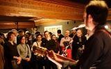 El públic, entregat a Roger Mas El públic, entregat a Roger Mas