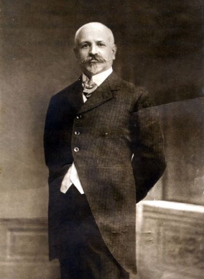 El pedagog i impulsor de l'Escola Moderna Francesc Ferrer i Guàrdia El pedagog i impulsor de l'Escola Moderna Francesc Ferrer i Guàrdia
