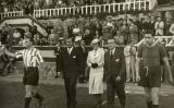 El 29 de juny del 1939 es reobria el camp de les Corts. S’hi va disputar un partit amistós entre el Barça i l’Athletic de Bilbao El 29 de juny del 1939 es reobria el camp de les Corts. S’hi va disputar un partit amistós entre el Barça i l’Athletic de Bilbao