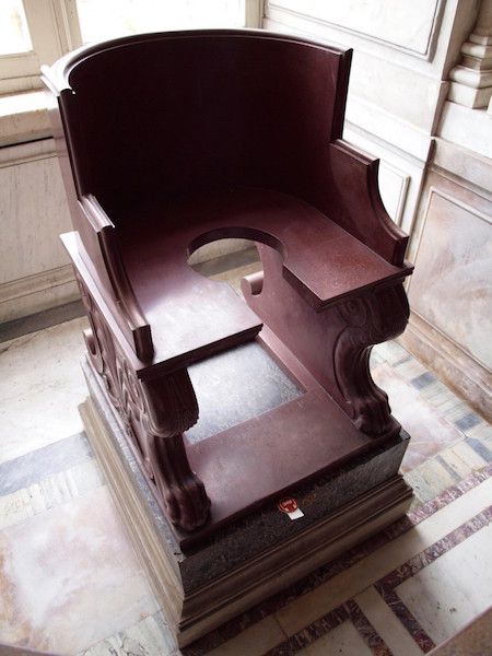 Sedia stercoraria (Museu del Vaticà)