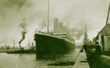 El Titanic, al port britànic de Southampton, a punt d'iniciar el seu nefast viatge El Titanic, al port britànic de Southampton, a punt d'iniciar el seu nefast viatge