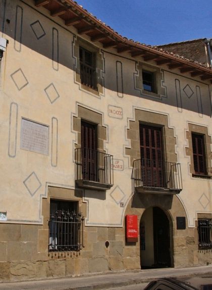 La façana de la Casa Museu Prat de la Riba