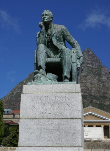 Estàtua del colonitzador Cecil Rhodes a Ciutat del Cap Estàtua del colonitzador Cecil Rhodes a Ciutat del Cap
