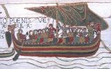 Un drakar en el 'Tapís de Bayeux', un gran llenç brodat del segle XI que relata els fets que van precedir la conquesta d'Anglaterra pels normands Un drakar en el 'Tapís de Bayeux', un gran llenç brodat del segle XI que relata els fets que van precedir la conquesta d'Anglaterra pels normands