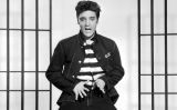 Elvis Presley en una fotografia per a la promoció de la pel·lícula 'Jailhouse Rock'