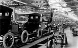 Cadena de muntatge del Ford T (1924) Cadena de muntatge del Ford T (1924)