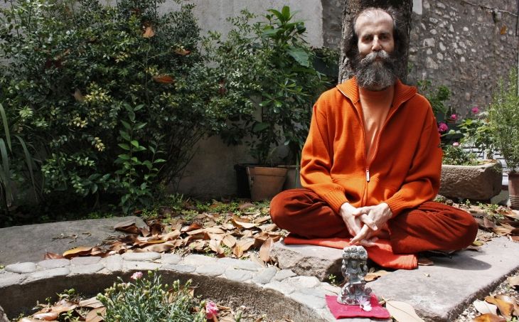 Satyananda Sarasvati - Sònia Casas Satyananda Sarasvati - Sònia Casas