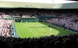 Pista central de Wimbledon durant un partit l'any 2005 Pista central de Wimbledon durant un partit l'any 2005