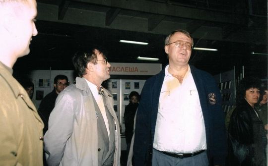 El líder radical serbi Vojislav Seselj (a la dreta)