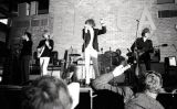 The Rolling Stones durant un concert a Oslo el 1965